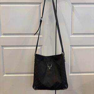 Authentic Gucci crossbody handbag